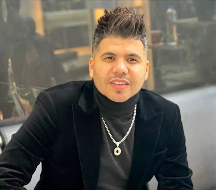 عمر كمال