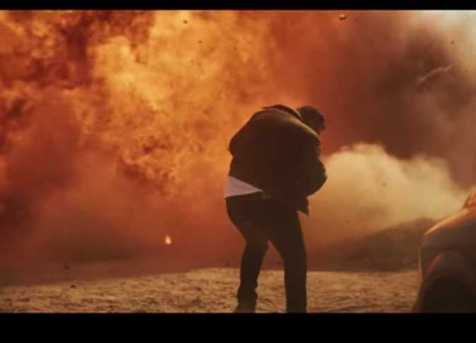 من فيلم “المشروع X”