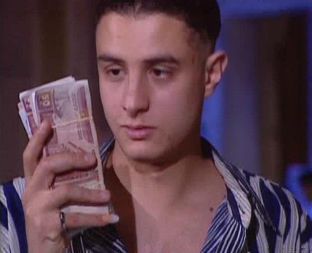 من مسلسل عفاريت السيالة
