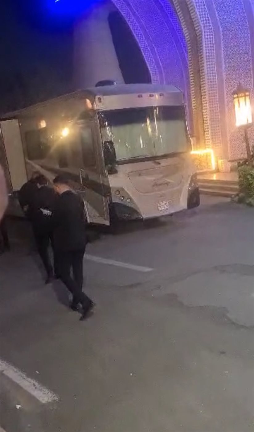 كارافان محمد رمضان