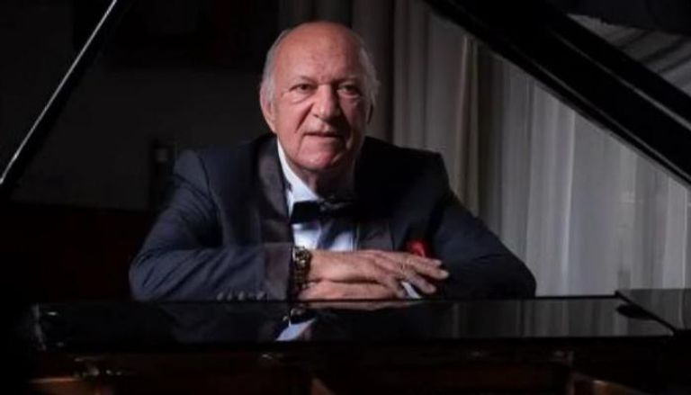 الموسيقار عمر خيرت