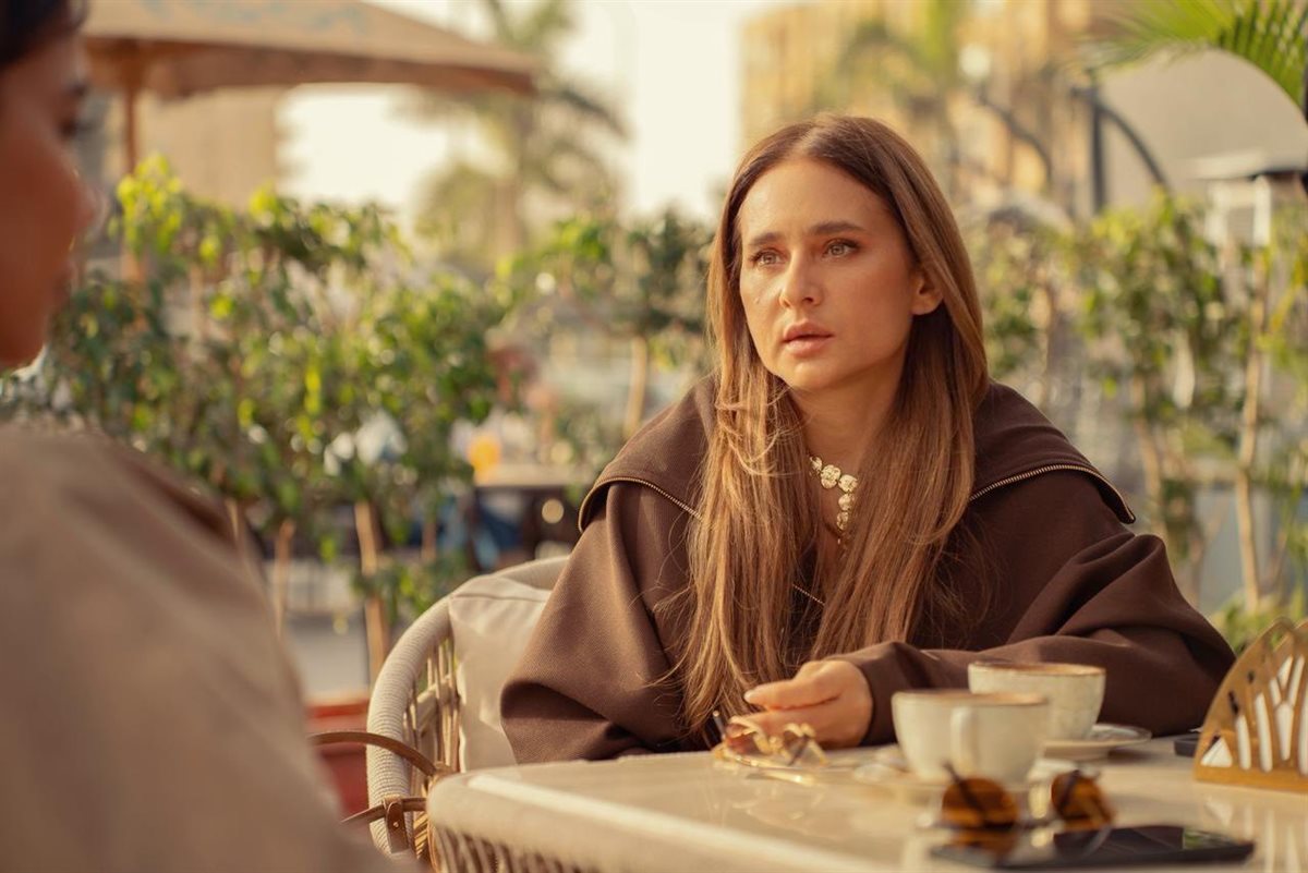 نيللي كريم من كواليس تصوير مسلسل 