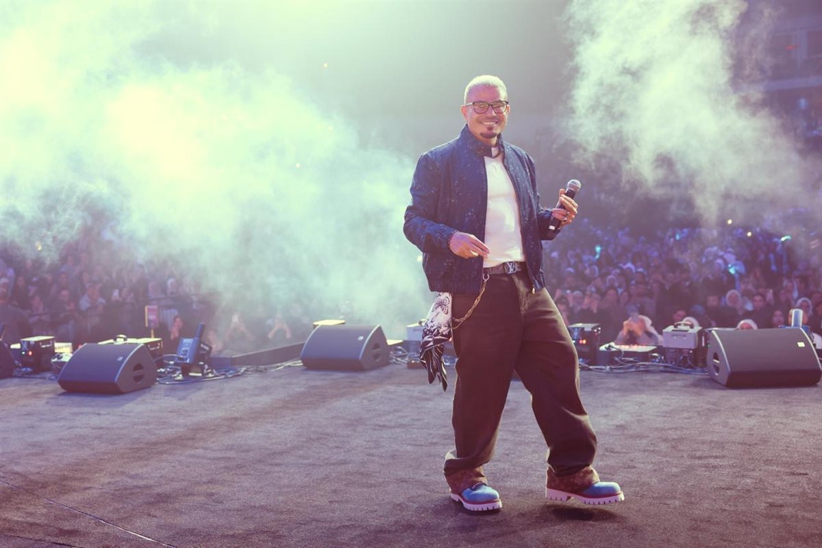 عمرو دياب خلال الحفل&nbsp;