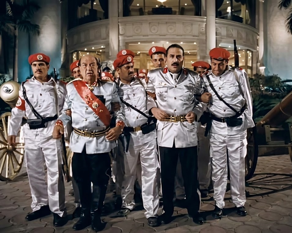 خالد سرحان والفنان الراحل حسن حسني من فيلم 