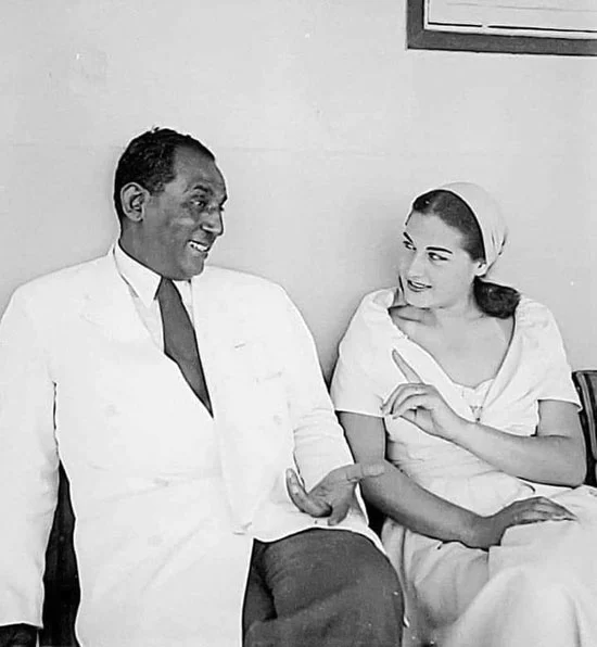 &nbsp;الفنان عزيز عثمان وزوجته ليلى فوزي