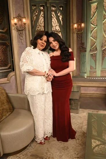 مي عز الدين مع صاحبة السعادة