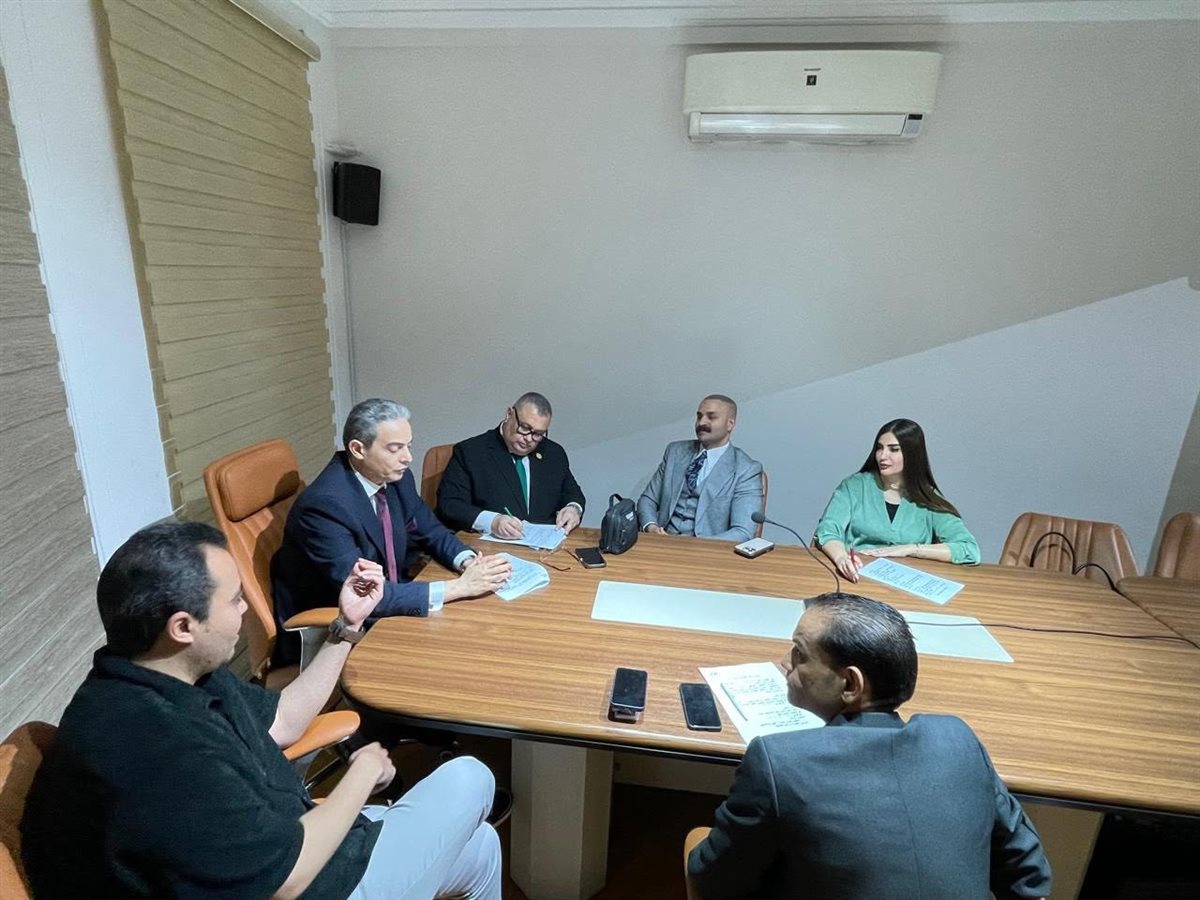 جلسة صلح بين الإعلامية بسنت النبراوي وأيمن حسن الصحفي