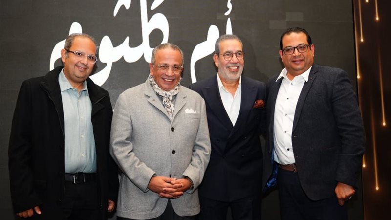 عمرو الجنايني ومدحت