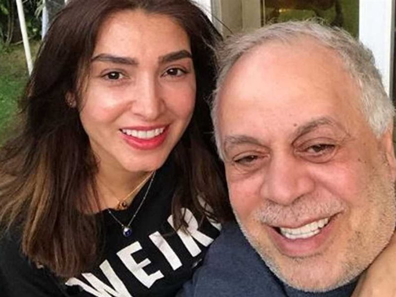 تعرض الفنان أشرف زكي إلى أزمة صحية مفاجئة ونقله إلى المستشفى