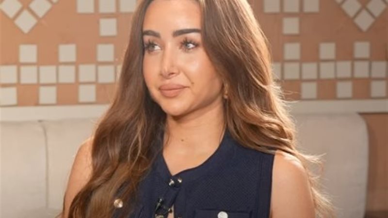 هنا الزاهد
