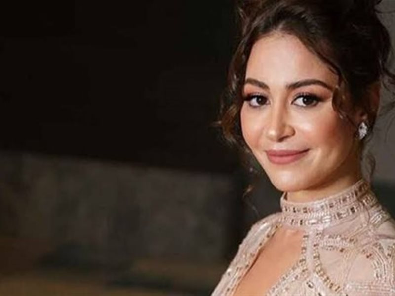 الفنانة منة شلبي