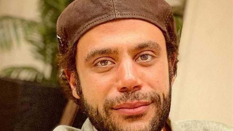 محمد عادل إمام