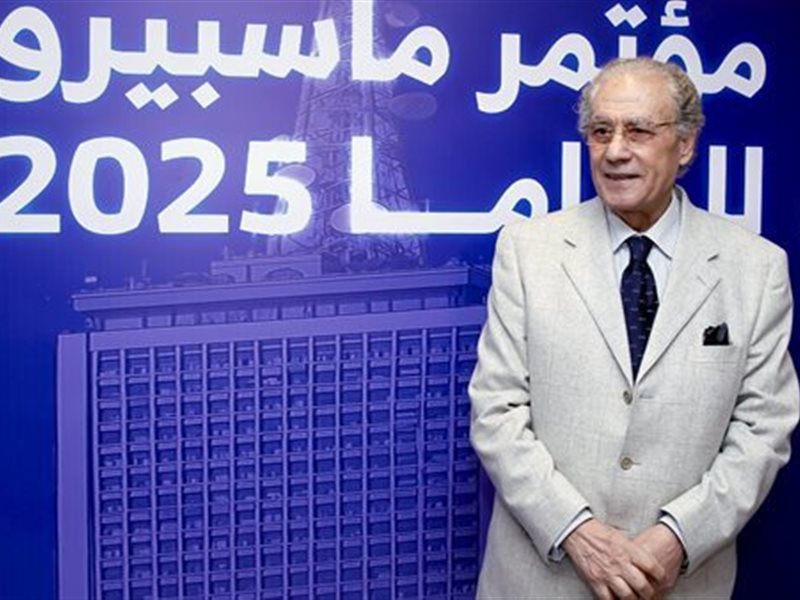 المؤلف محمد جلال
