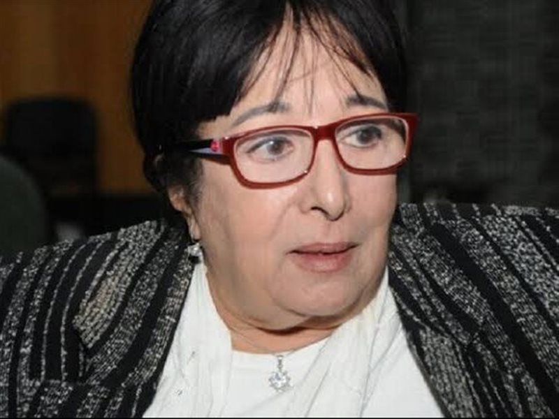 سميرة عبد العزيز
