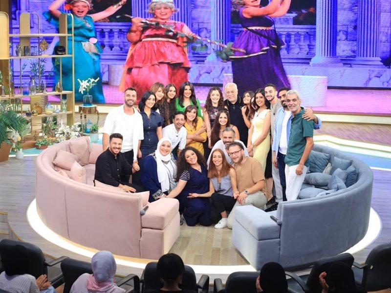 اشرف زكي ومواهب المعهد