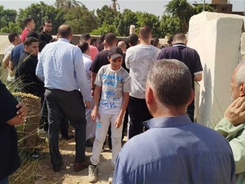 من جنازة بهاء الخطيب