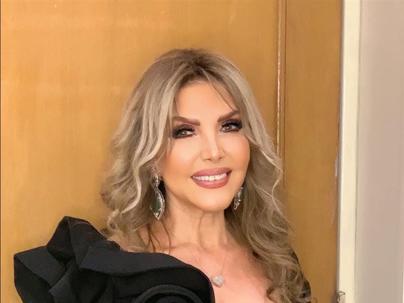 نادية مصطفى