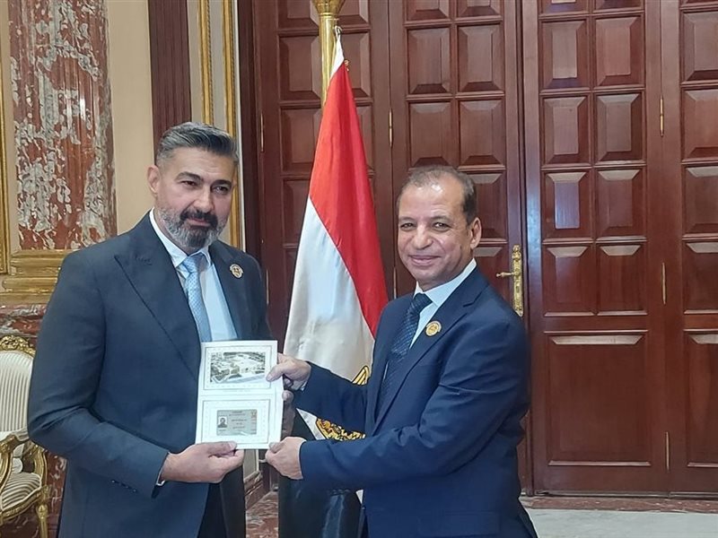 ياسر جلال