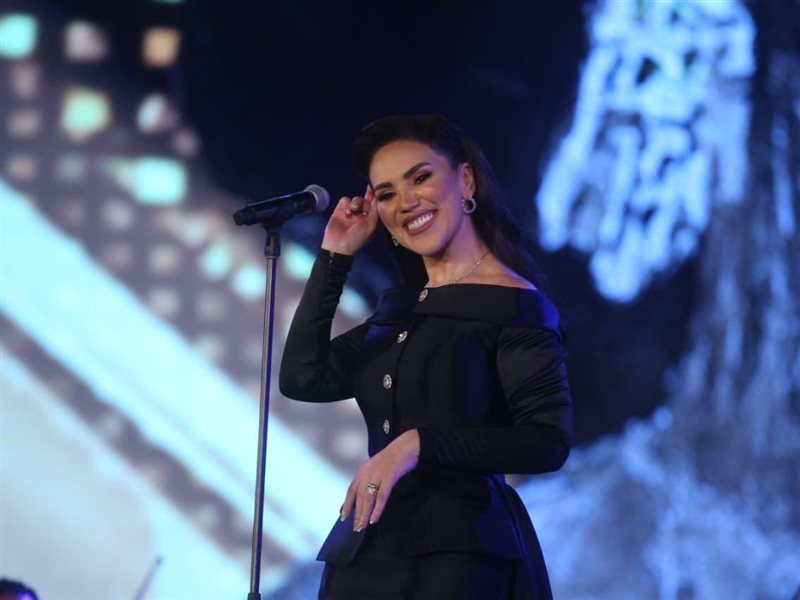 مي فاروق