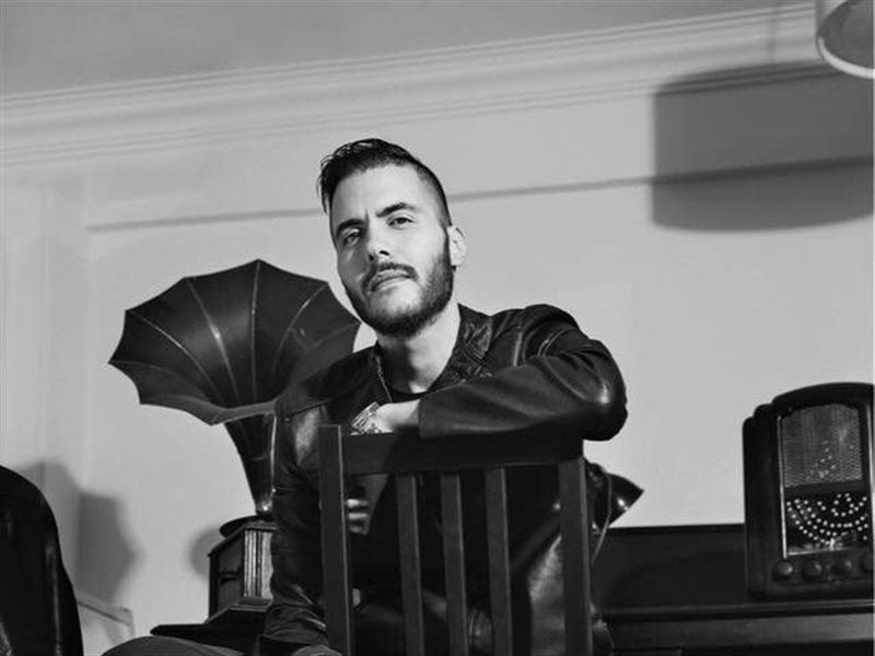 أمير عيد مطرب كايروكي