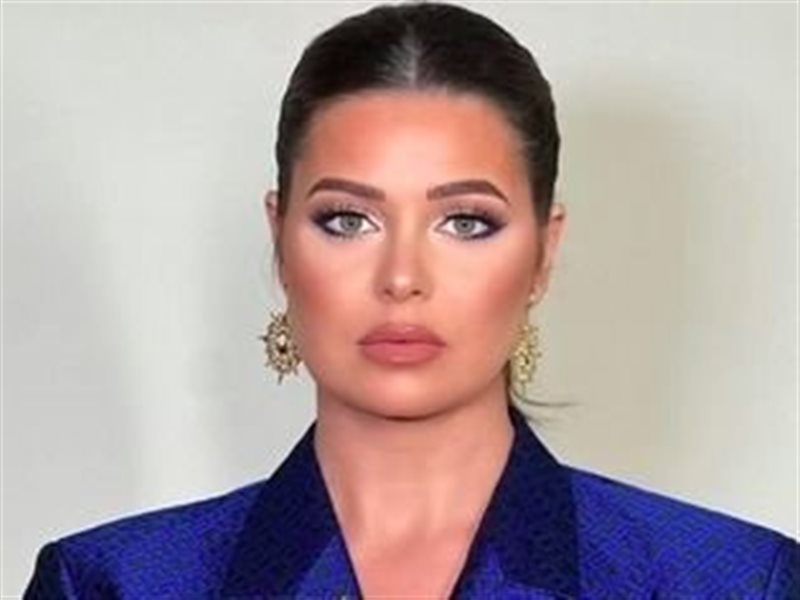 يسرا اللوزي