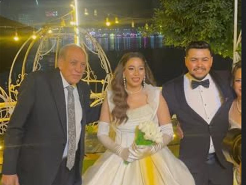 الفنان منير مكرم يحتفل بزفاف ابنته بحضور نجوم الفن