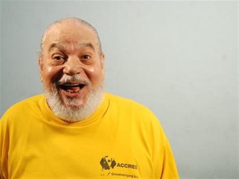 وفاة أرملة الفنان الراحل علي حسنين.. وتشييع الجنازة من مسجد الفاروق بالمعادي