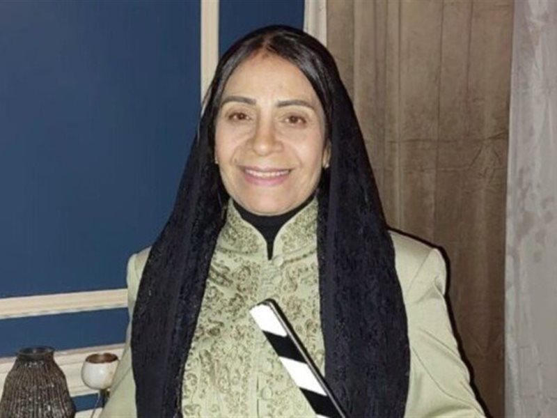 عفاف مصطفى السادة الافاضل