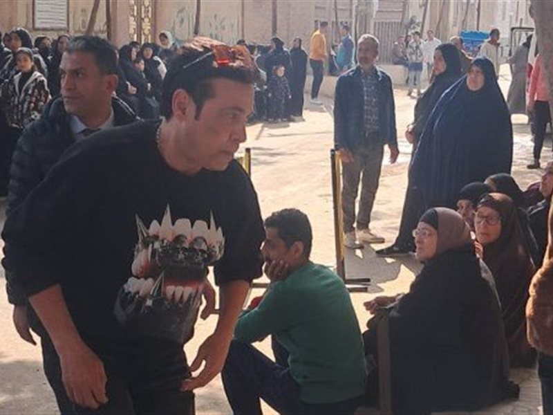 سعد الصغير يواسي رضا البحراوي في وفاة والدته