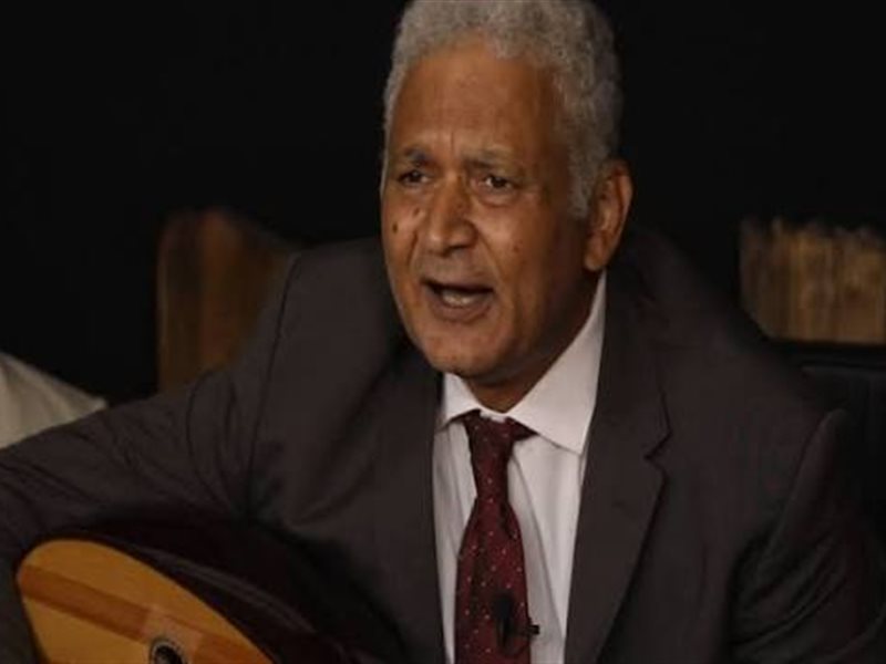 المركز القومي للمسرح والموسيقى والفنون الشعبية ينعى الفنان الملحن الكبير محمد عزت