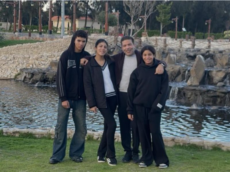 ياسر فرج وأولاده