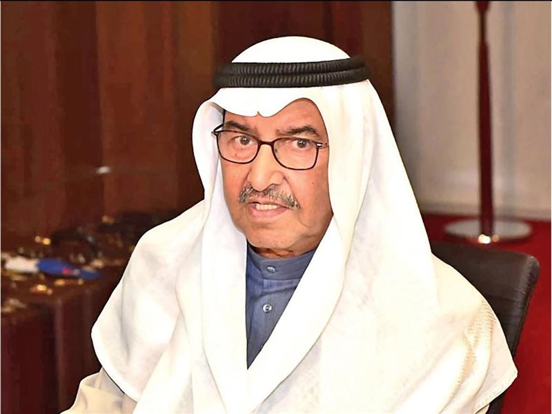 الكاتب المسرحي الكويتي عبدالعزيز