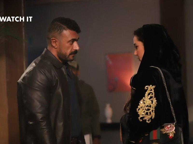 مشهد من مسلسل على كلاي