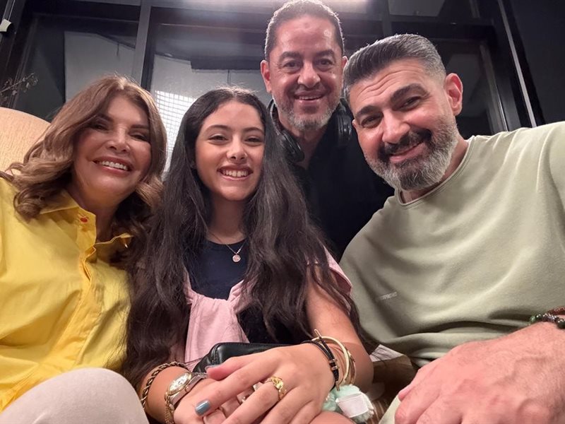 فريق مسلسل كلهم بيحبوا مودي 