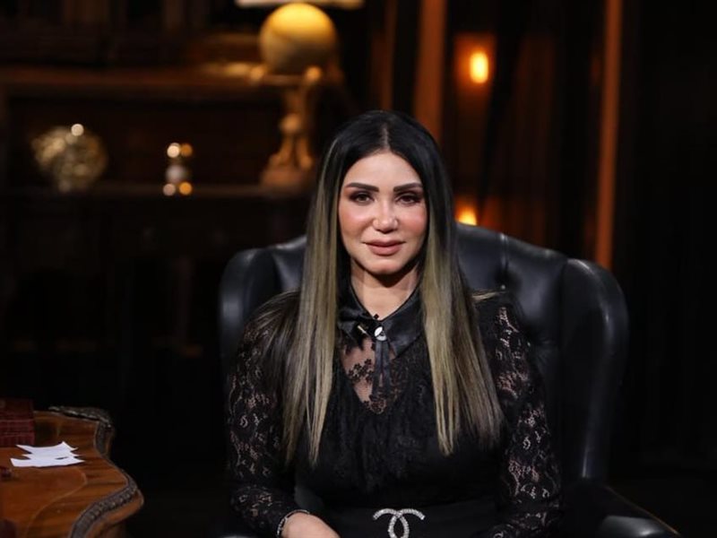 إيناس عز الدين