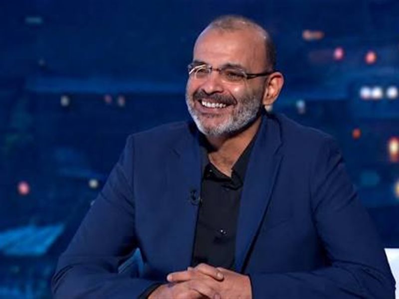 أيمن بهجت قمر