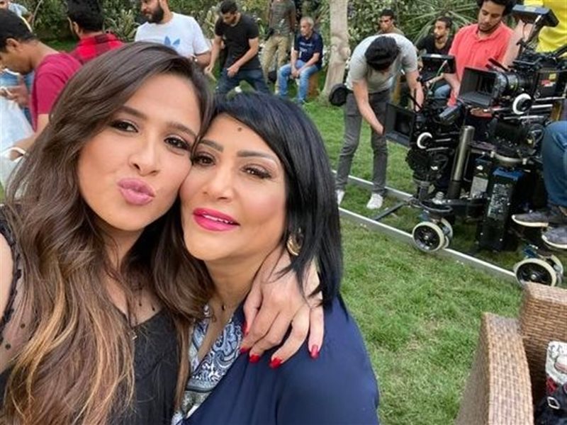 بدرية طلبة وياسمين عبد العزيز