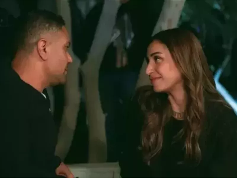 مشهد من مسلسل اتنين غيرنا 