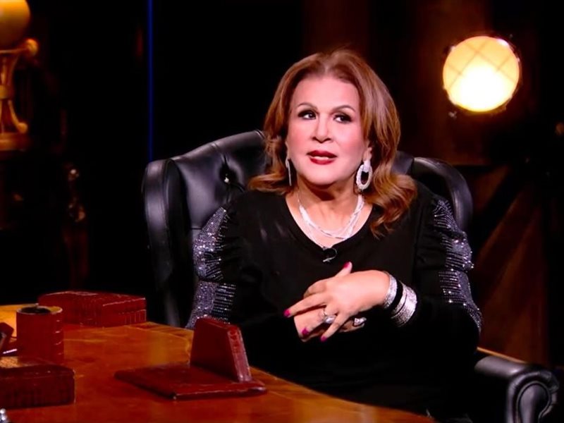 الناقدة مها متبولي 