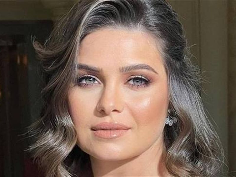 يسرا اللوزي 