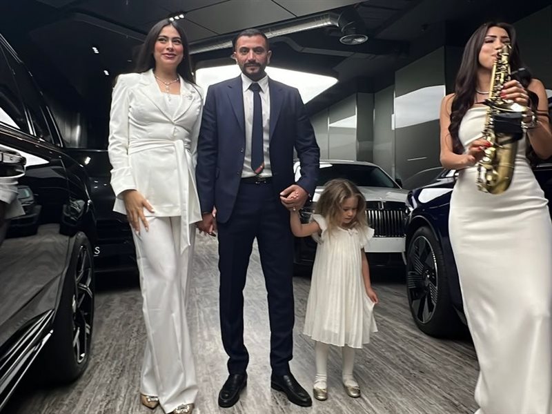هاجر أحمد وزوجها
