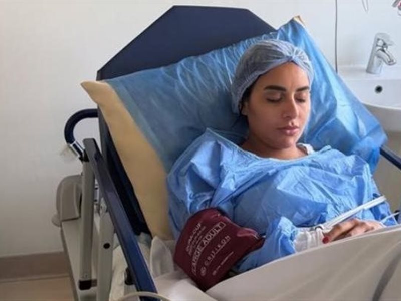 بعد معاناة 3 سنوات.. جوري بكر تخضع لمنظار معدة وتطمئن جمهورها