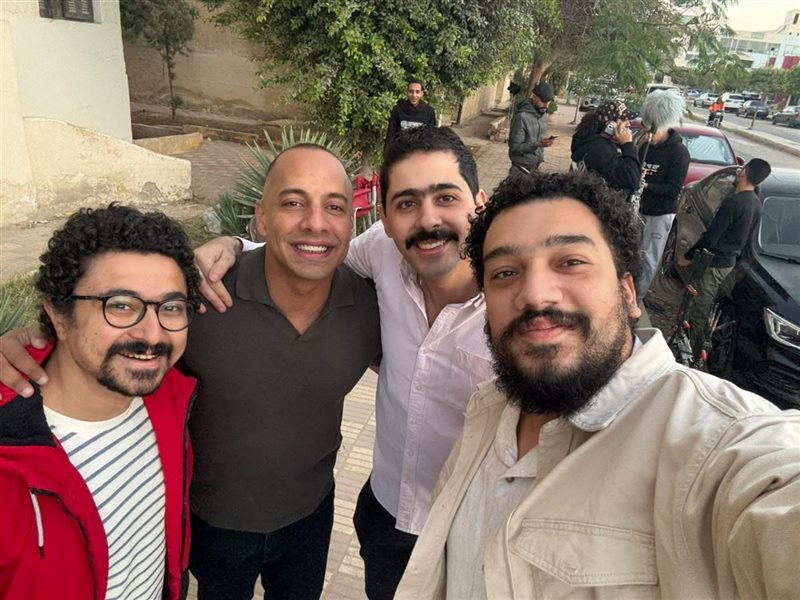 صناع مسلسل أندر إيدج