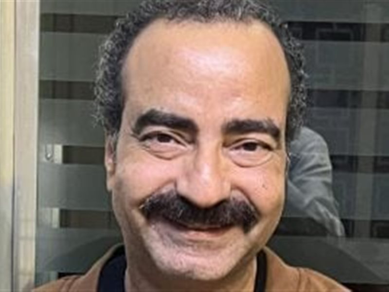 الفنان ياسر عزت