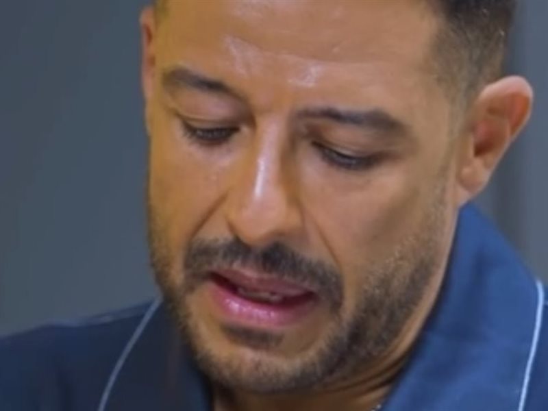 كيف جسد محمد حماقي اللقاء الأخير مع والده في ما بلاش!