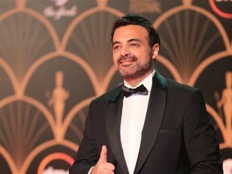 عمرو محمود ياسين