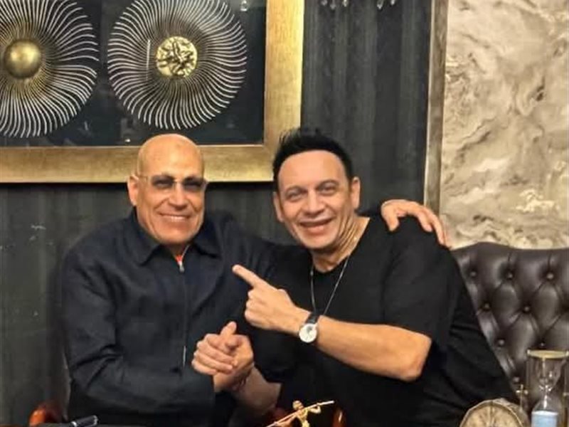 المنتج محمد الشريف ومصطفى قمر