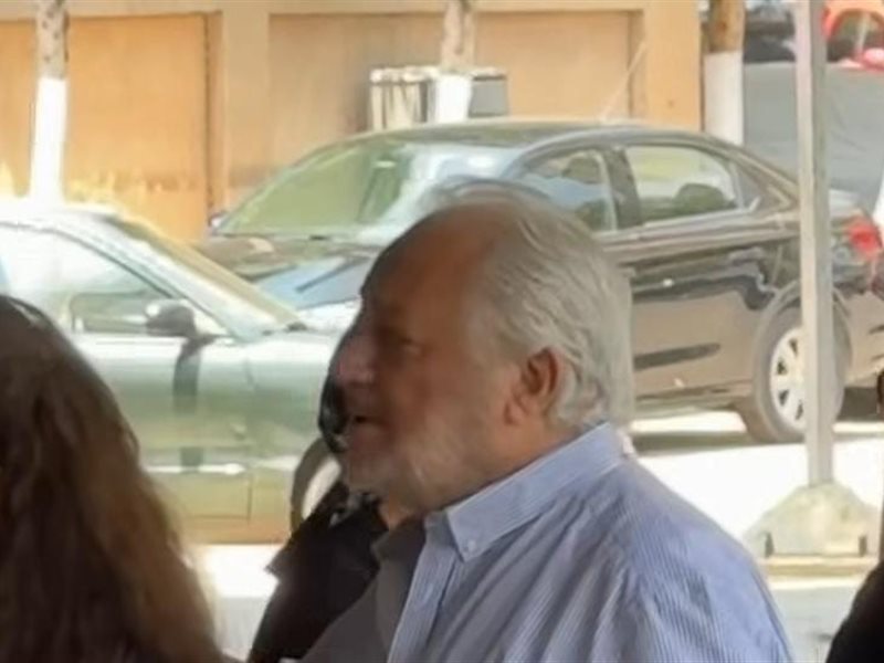 نجوم الفن في جنازة شقيق محمد هنيدي