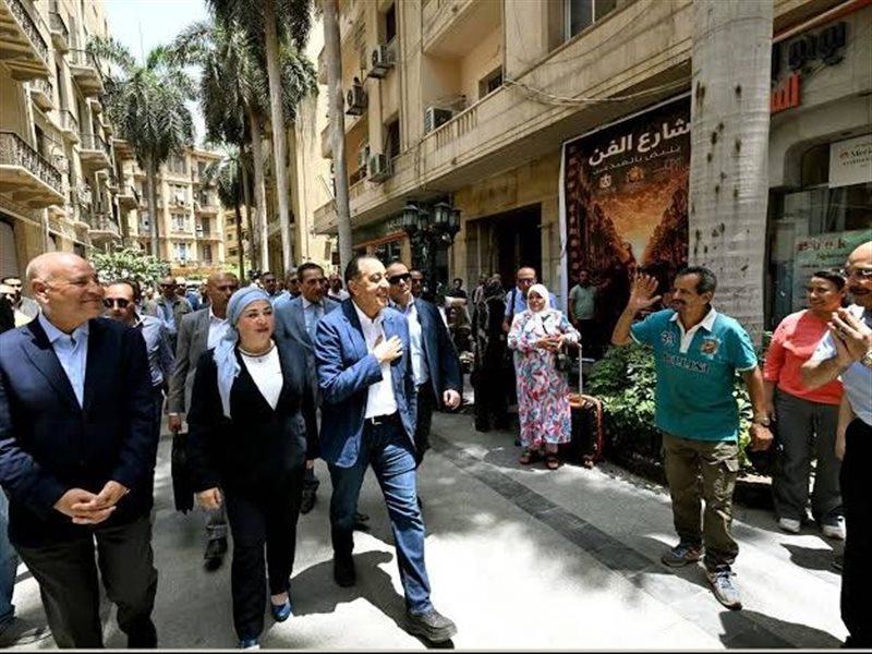 «شارع الفن».. مساحة مفتوحة للإبداع والثقافة التراثية