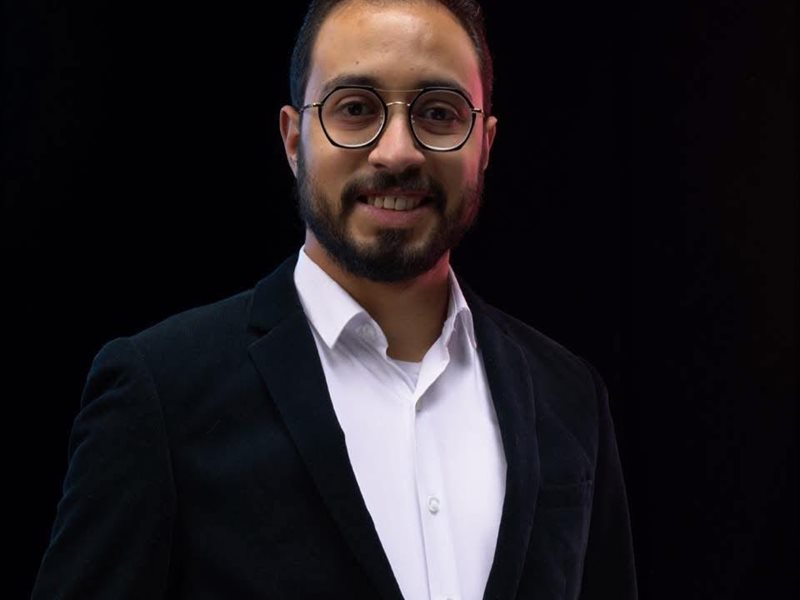 المخرج موني محمود